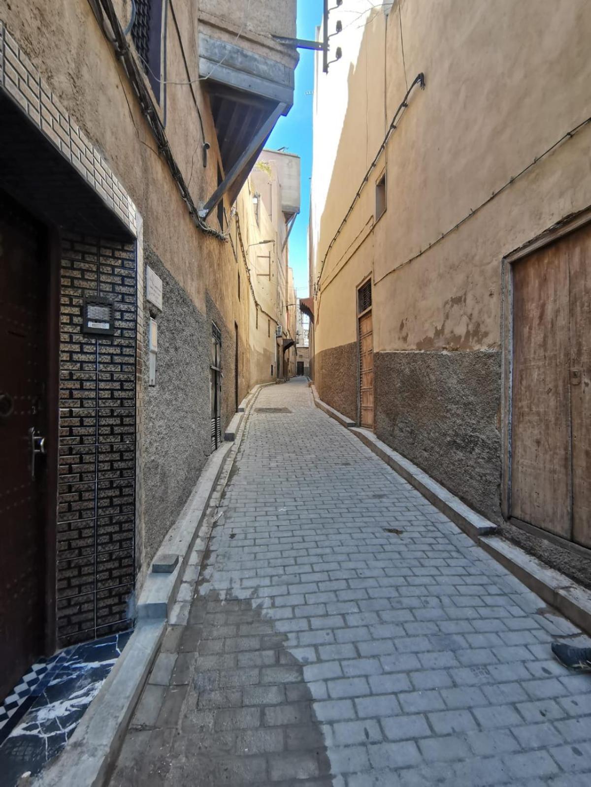Riad Avec Terrasse Privee Et Piscine Partagee A 300M Фес Экстерьер фото