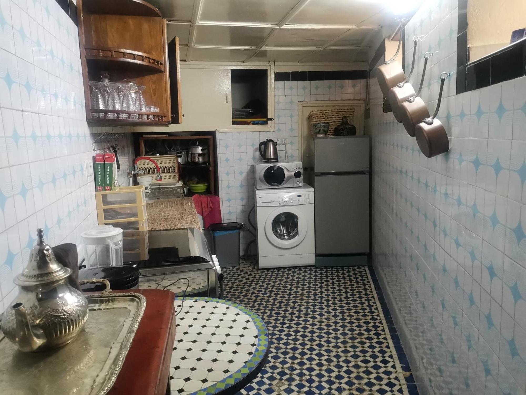 Riad Avec Terrasse Privee Et Piscine Partagee A 300M Фес Экстерьер фото